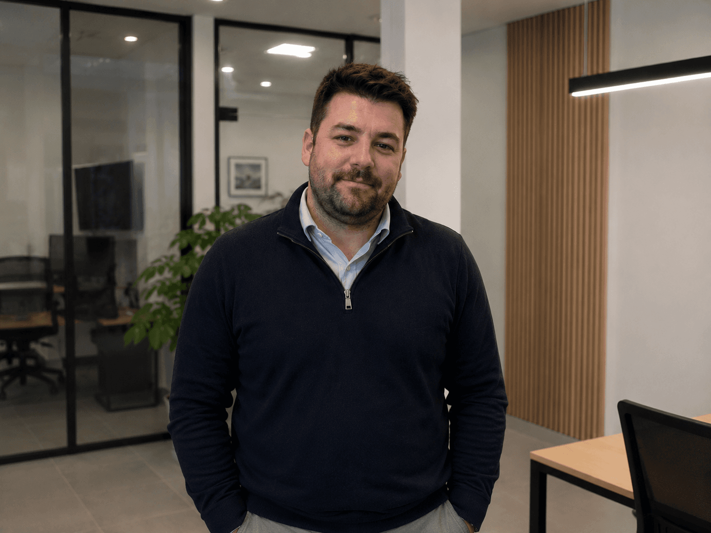 Arnau Martí, abogado y gestor inmobiliario en Livendia
