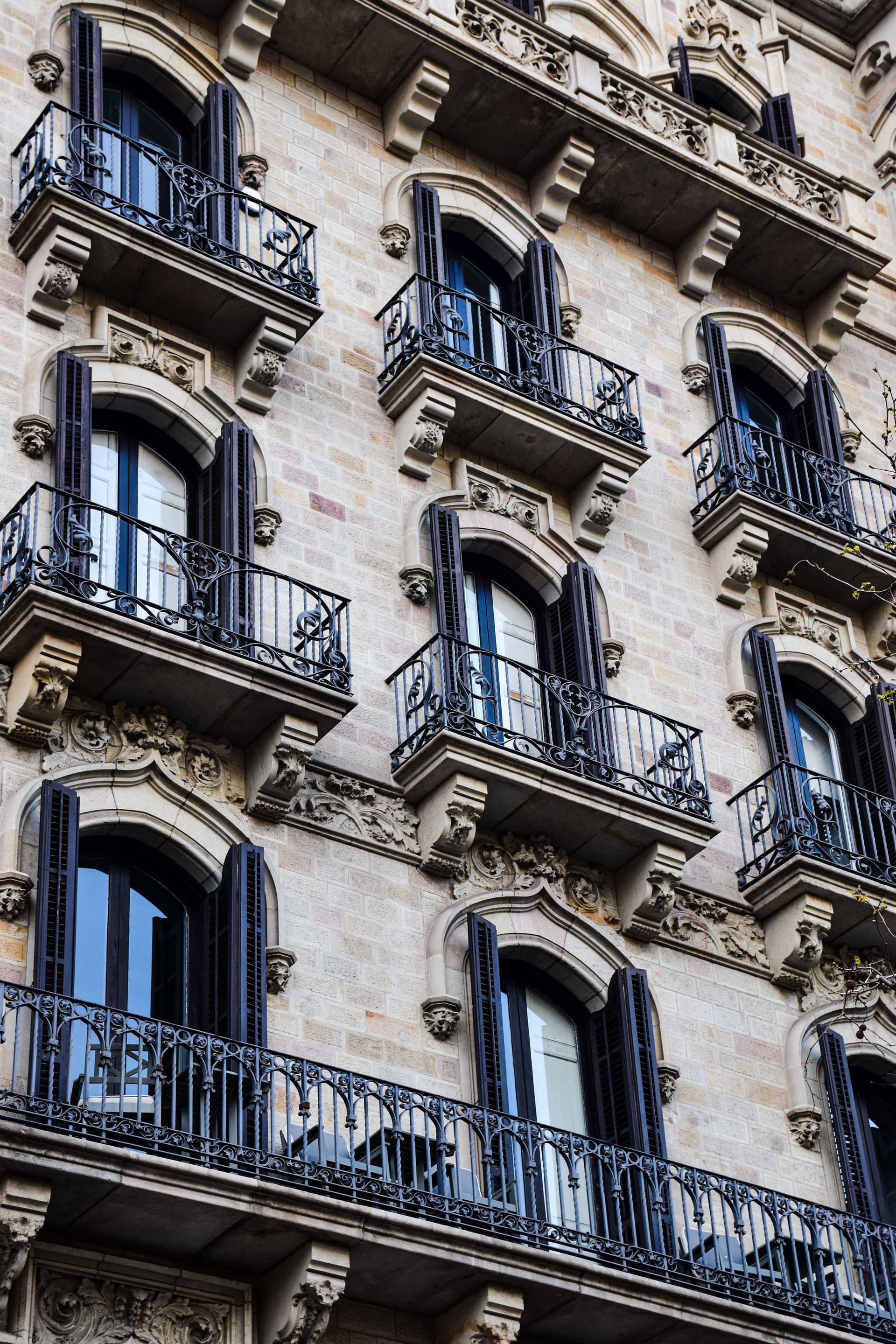 Redactar contrato de alquiler en L'Hospitalet — Livendia