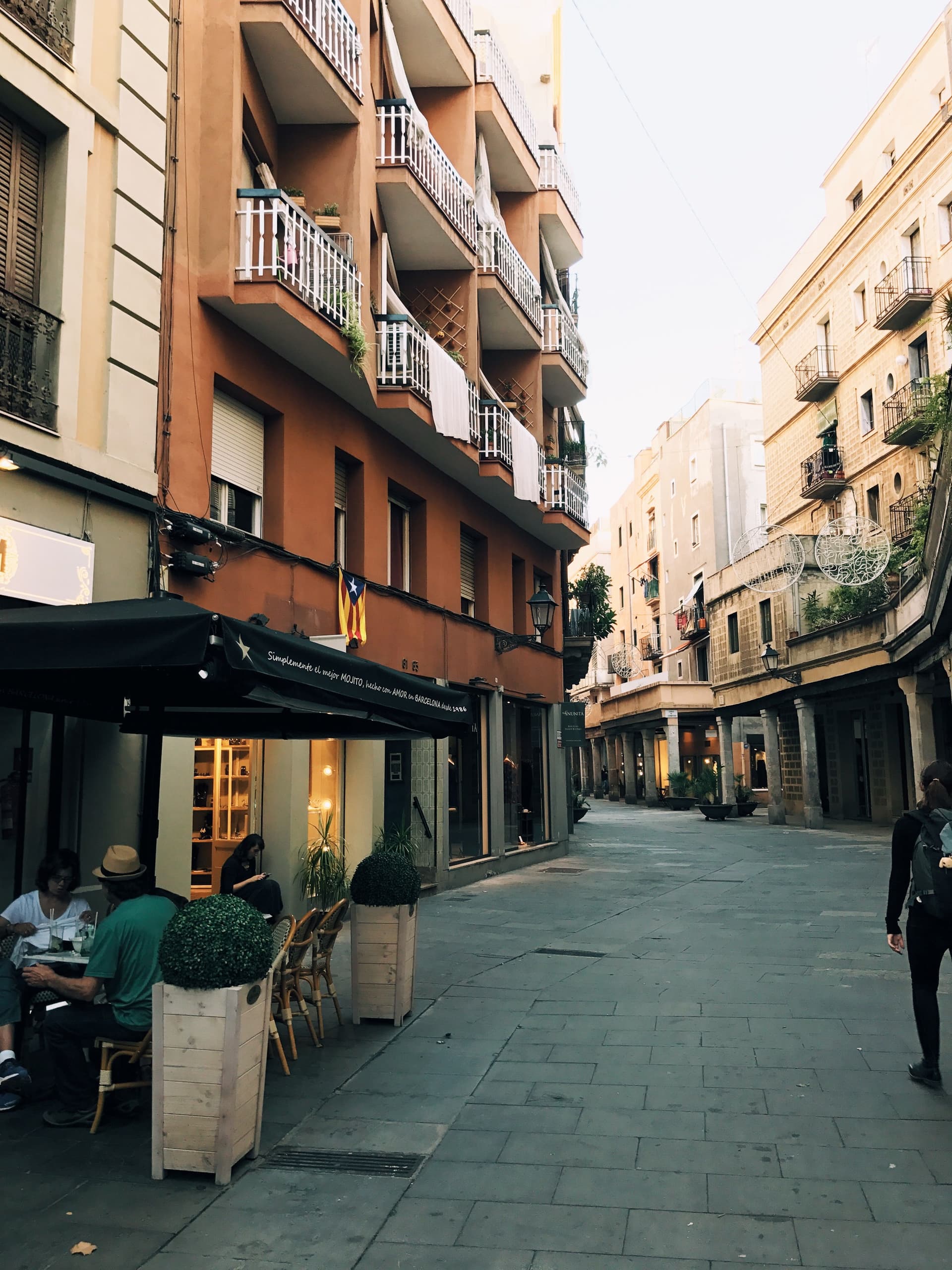 Redactar contrato de alquiler en Les Corts, Barcelona — Livendia